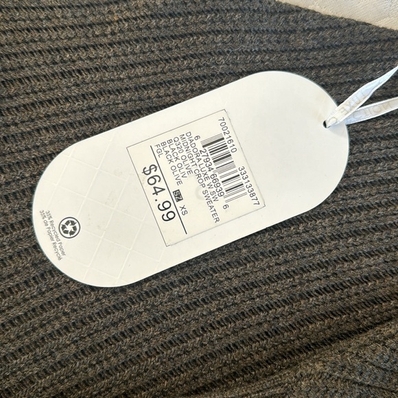 Diadora Luxe Cropped Olive Sweater NWT - Picture 3 of 5